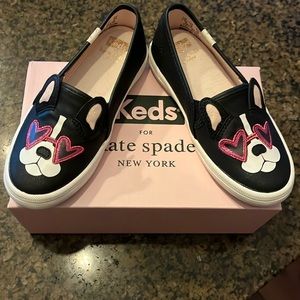 Keds for Kate Spade slide on sneakers. Girls Black puppy with heart glasses sz11